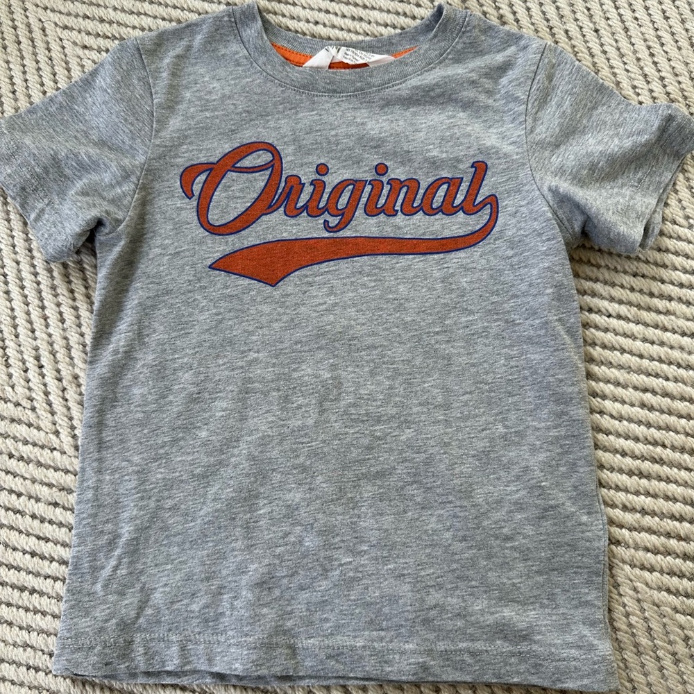 H&M Boys Heather Gray T-Shirt Size 2-4Y